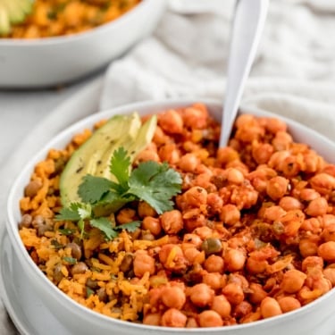chickpea in sofrito in a bowl